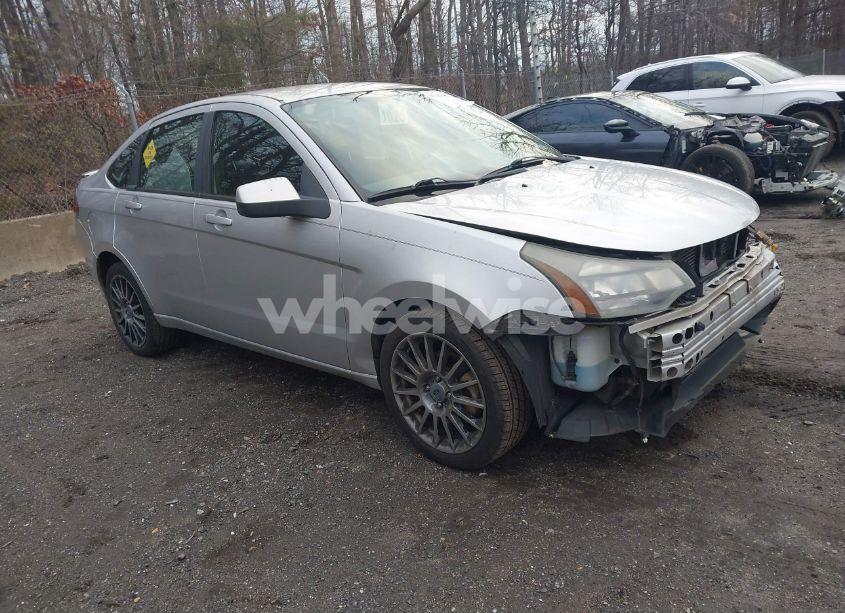 2010 Ford Focus SES (VIN 1FAHP3GN4AW202023) main photo