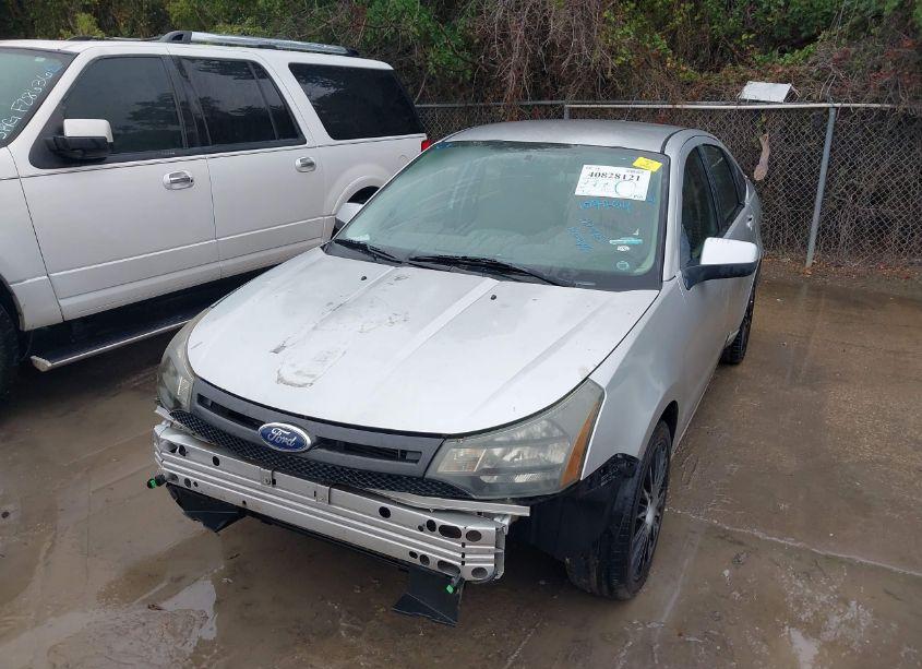 Photo 6 of 2011 Ford Focus SES (VIN 1FAHP3GN4BW130211)