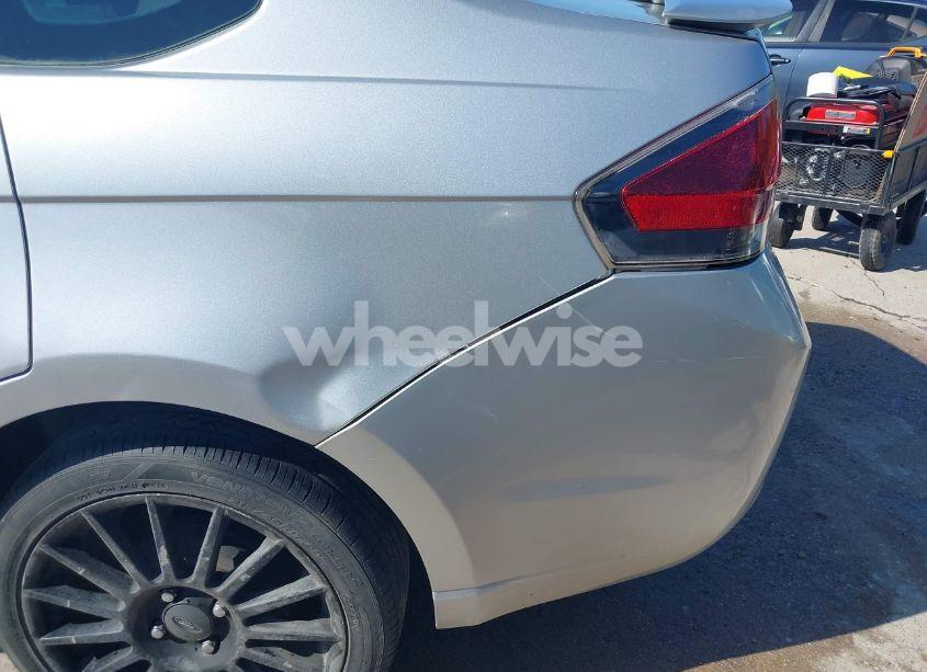 Photo 12 of 2010 Ford Focus SES (VIN 1FAHP3GN5AW115229)