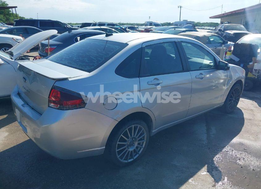 Photo 4 of 2010 Ford Focus SES (VIN 1FAHP3GN5AW115229)