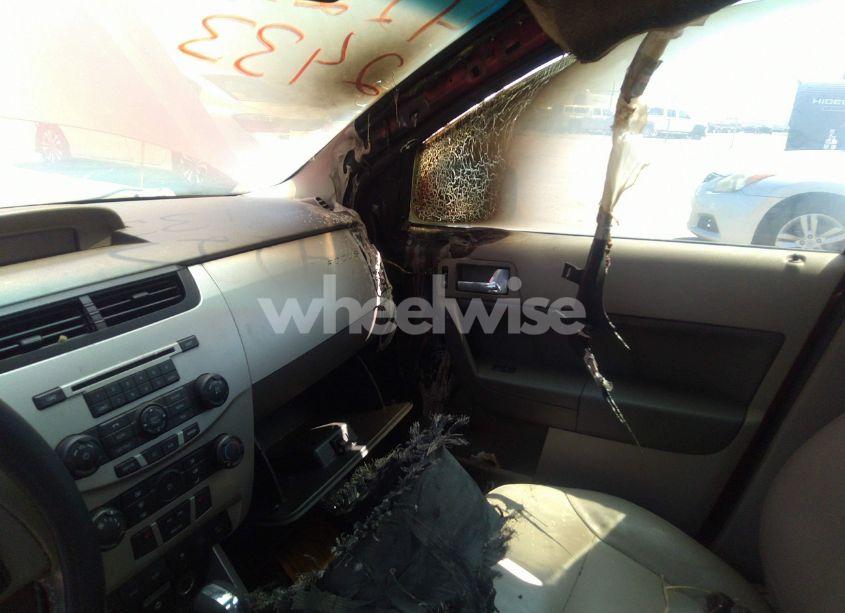 Photo 6 of 2010 Ford Focus SES (VIN 1FAHP3GN5AW125419)