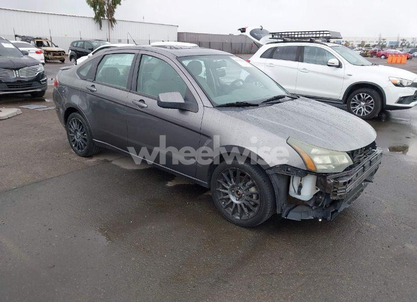 2010 Ford Focus SES (VIN 1FAHP3GN5AW157948) main photo