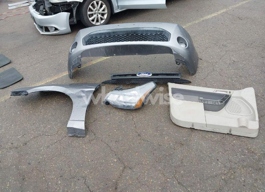 Photo 12 of 2010 Ford Focus SES (VIN 1FAHP3GN5AW157948)