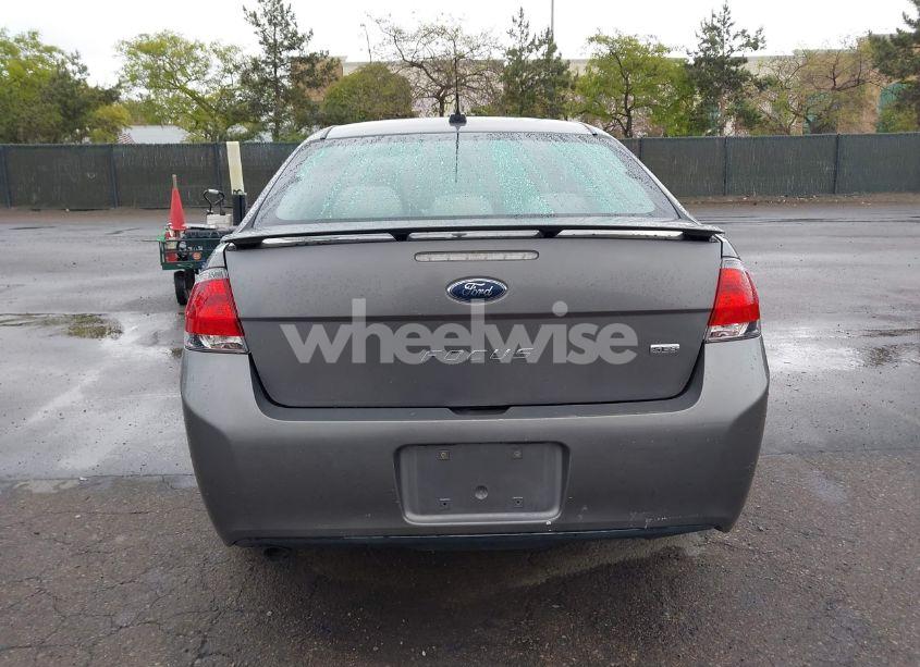 Photo 17 of 2010 Ford Focus SES (VIN 1FAHP3GN5AW157948)
