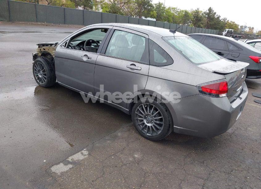 Photo 3 of 2010 Ford Focus SES (VIN 1FAHP3GN5AW157948)