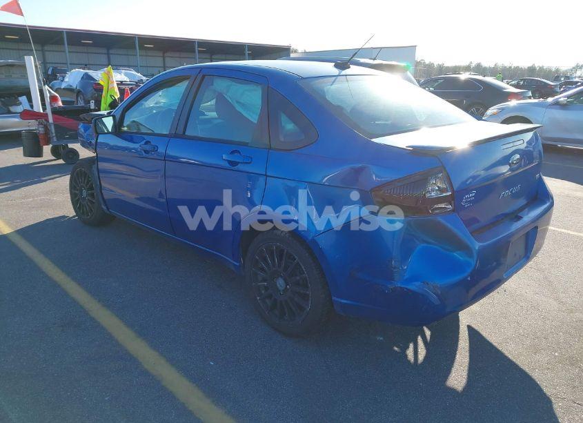 Photo 3 of 2010 Ford Focus SES (VIN 1FAHP3GN5AW180887)