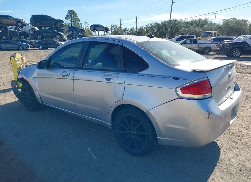 Photo 3 of 2010 Ford Focus SES (VIN 1FAHP3GN5AW261064)