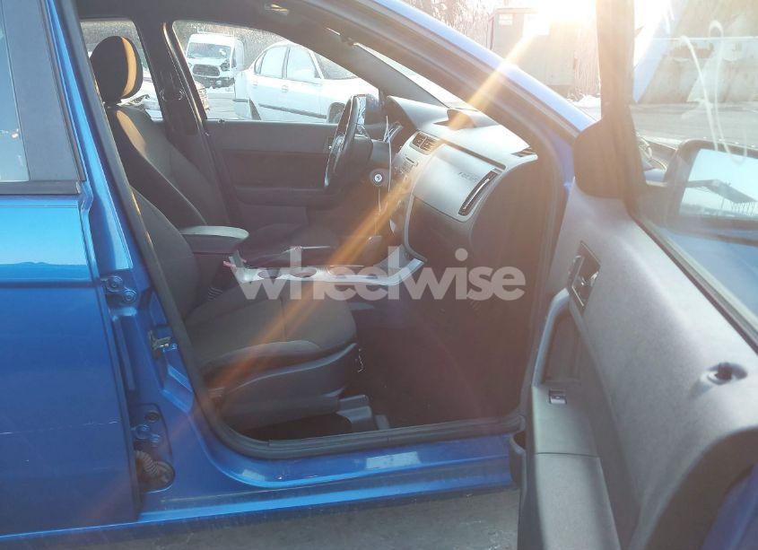 Photo 5 of 2010 Ford Focus SES (VIN 1FAHP3GN6AW243351)