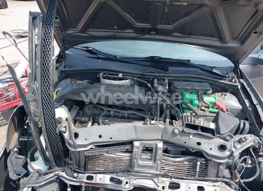 Photo 10 of 2010 Ford Focus SES (VIN 1FAHP3GN6AW262742)