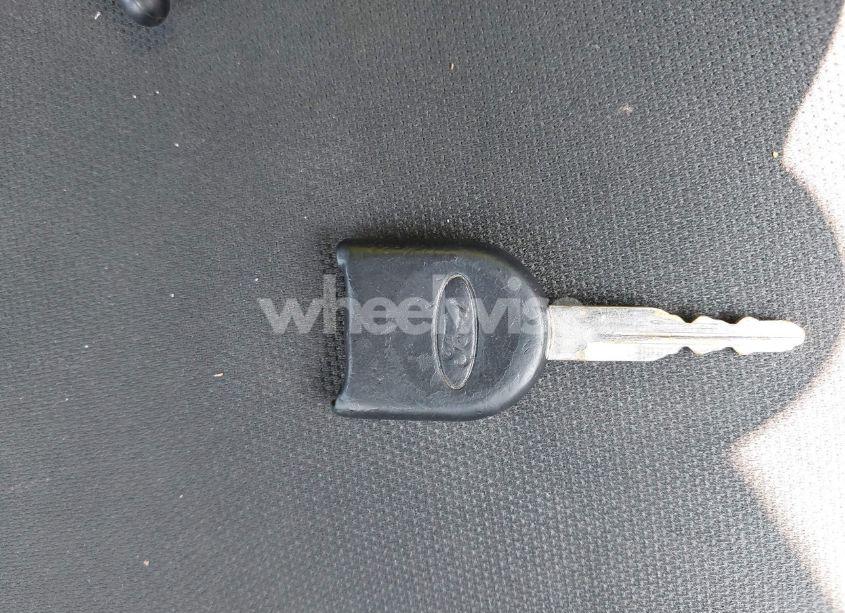 Photo 11 of 2010 Ford Focus SES (VIN 1FAHP3GN6AW262742)