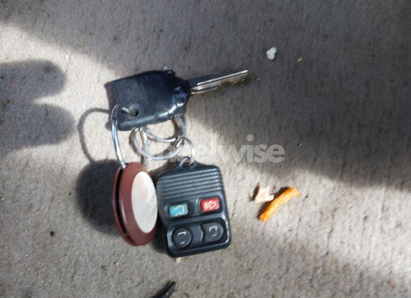 Photo 11 of 2011 Ford Focus SES (VIN 1FAHP3GN6BW129979)