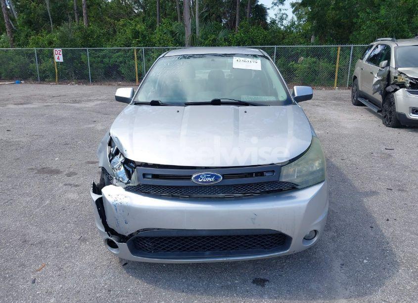 Photo 12 of 2011 Ford Focus SES (VIN 1FAHP3GN6BW129979)