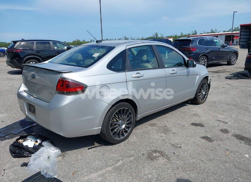 Photo 4 of 2011 Ford Focus SES (VIN 1FAHP3GN6BW129979)