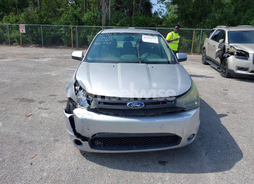 Photo 6 of 2011 Ford Focus SES (VIN 1FAHP3GN6BW129979)