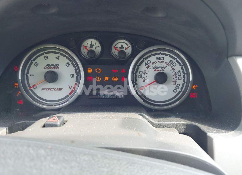 Photo 7 of 2011 Ford Focus SES (VIN 1FAHP3GN6BW129979)