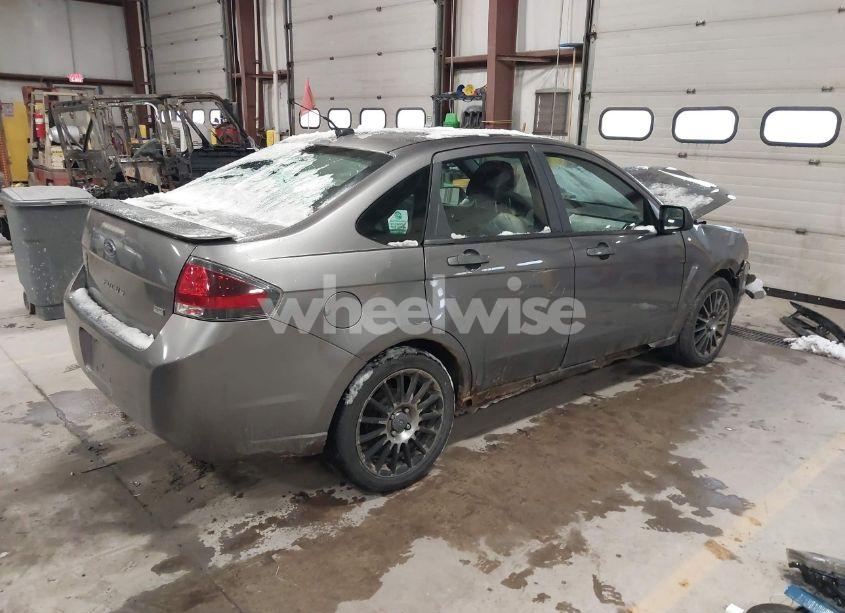 Photo 4 of 2011 Ford Focus SES (VIN 1FAHP3GN6BW138956)