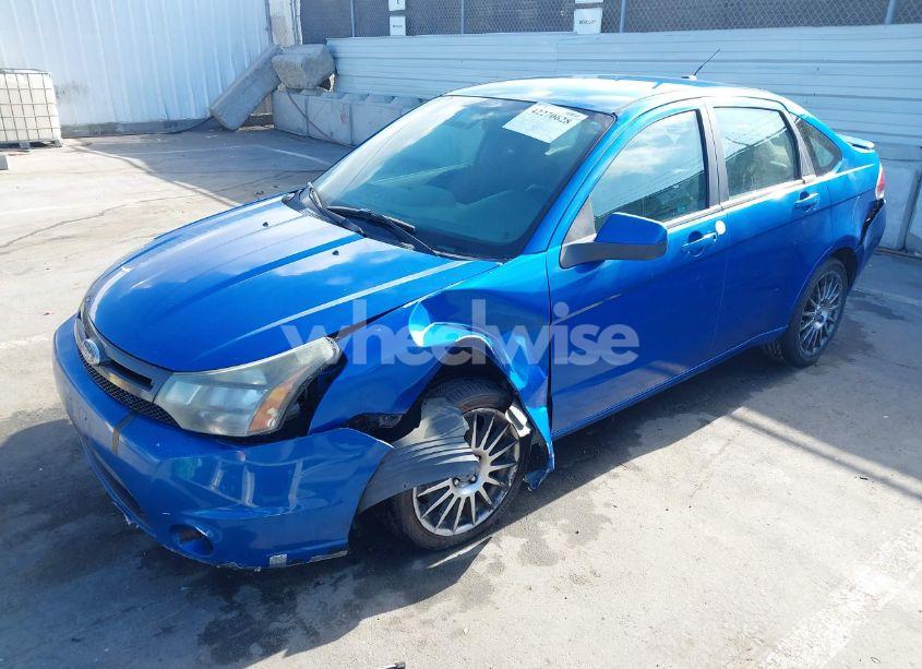 Photo 2 of 2010 Ford Focus SES (VIN 1FAHP3GN7AW208866)