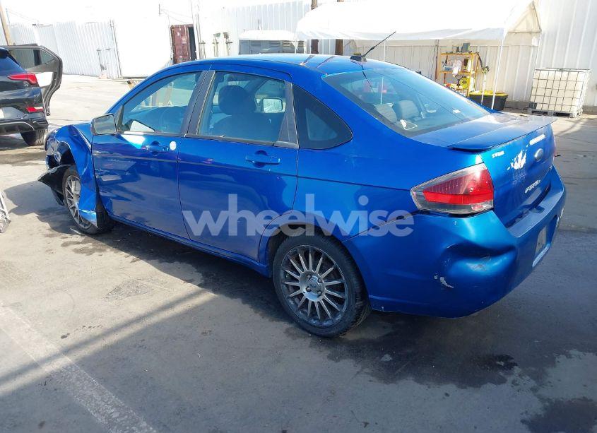 Photo 3 of 2010 Ford Focus SES (VIN 1FAHP3GN7AW208866)