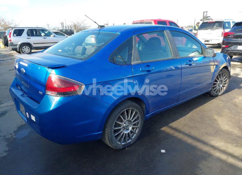Photo 4 of 2010 Ford Focus SES (VIN 1FAHP3GN7AW208866)