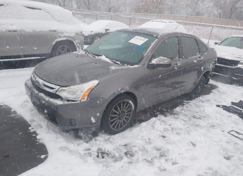 Photo 2 of 2010 Ford Focus SES (VIN 1FAHP3GN7AW246162)