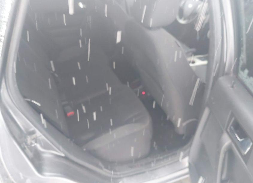 Photo 8 of 2010 Ford Focus SES (VIN 1FAHP3GN7AW246162)