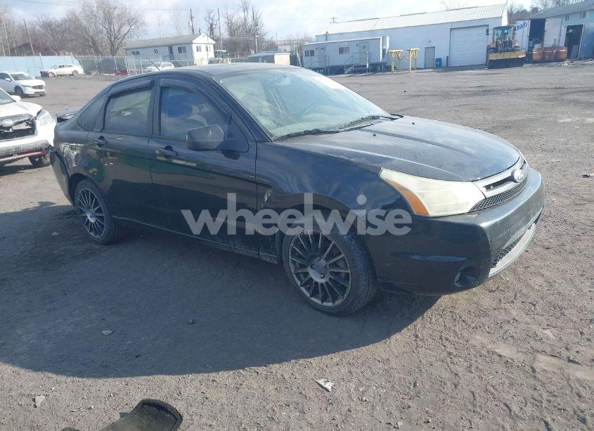 2011 Ford Focus SES (VIN 1FAHP3GN7BW127321) main photo