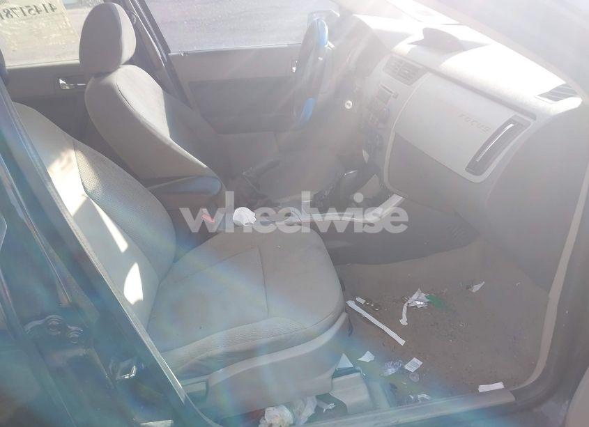 Photo 5 of 2011 Ford Focus SES (VIN 1FAHP3GN7BW127321)