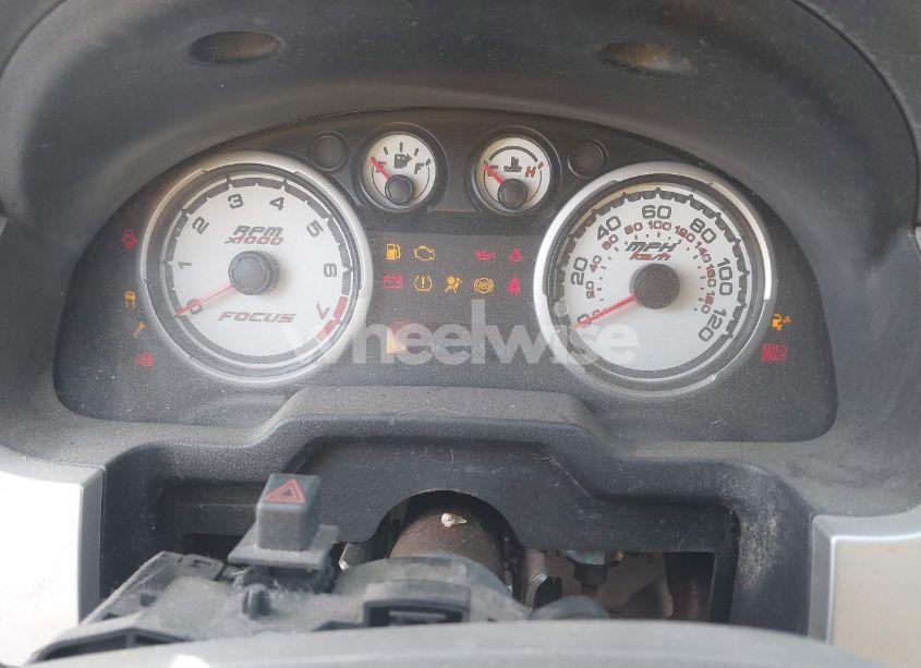 Photo 7 of 2011 Ford Focus SES (VIN 1FAHP3GN7BW127321)