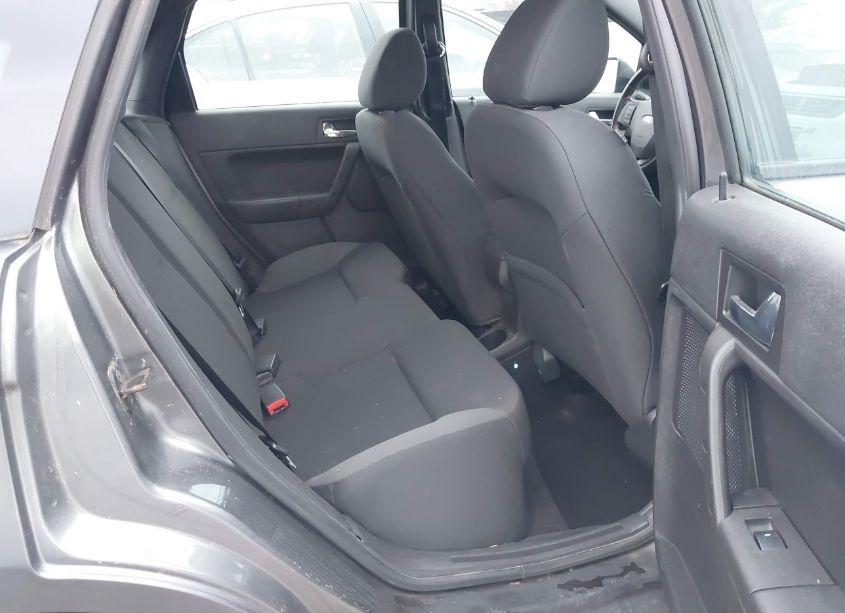 Photo 8 of 2010 Ford Focus SES (VIN 1FAHP3GN8AW107898)