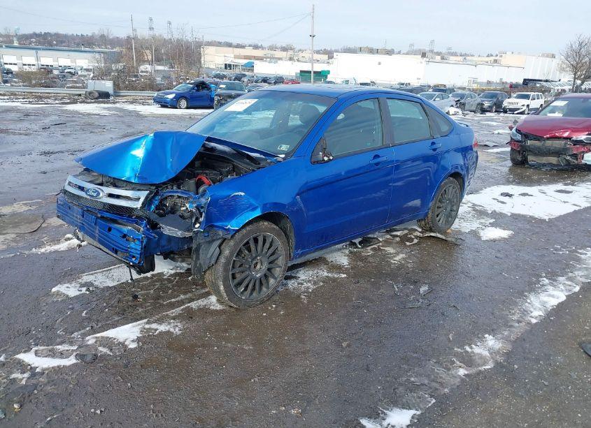 Photo 2 of 2010 Ford Focus SES (VIN 1FAHP3GN8AW176932)