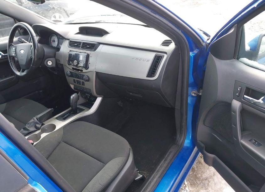 Photo 5 of 2010 Ford Focus SES (VIN 1FAHP3GN8AW176932)