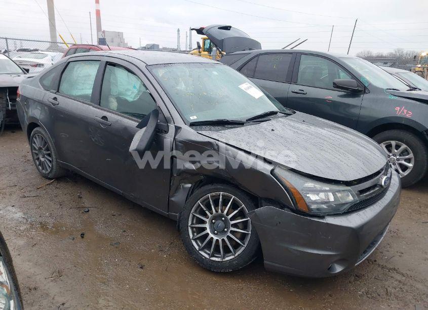 2010 Ford Focus SES (VIN 1FAHP3GN8AW251337) main photo