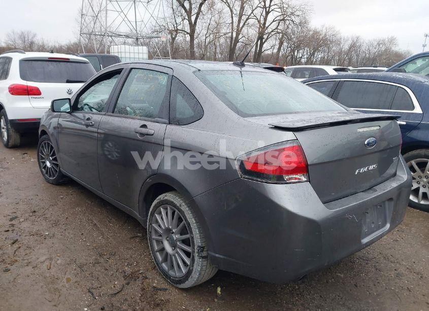 Photo 3 of 2010 Ford Focus SES (VIN 1FAHP3GN8AW251337)