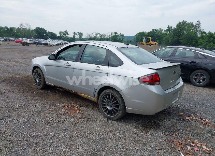 Photo 3 of 2011 Ford Focus SES (VIN 1FAHP3GN8BW113766)