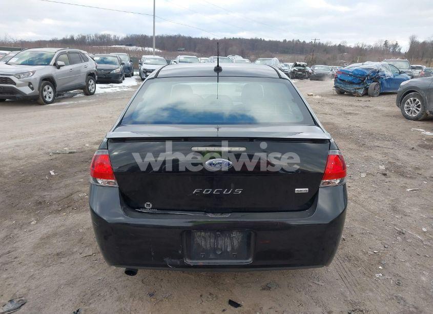 Photo 16 of 2010 Ford Focus SES (VIN 1FAHP3GN9AW236815)