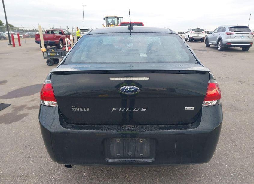 Photo 16 of 2010 Ford Focus SES (VIN 1FAHP3GN9AW291748)