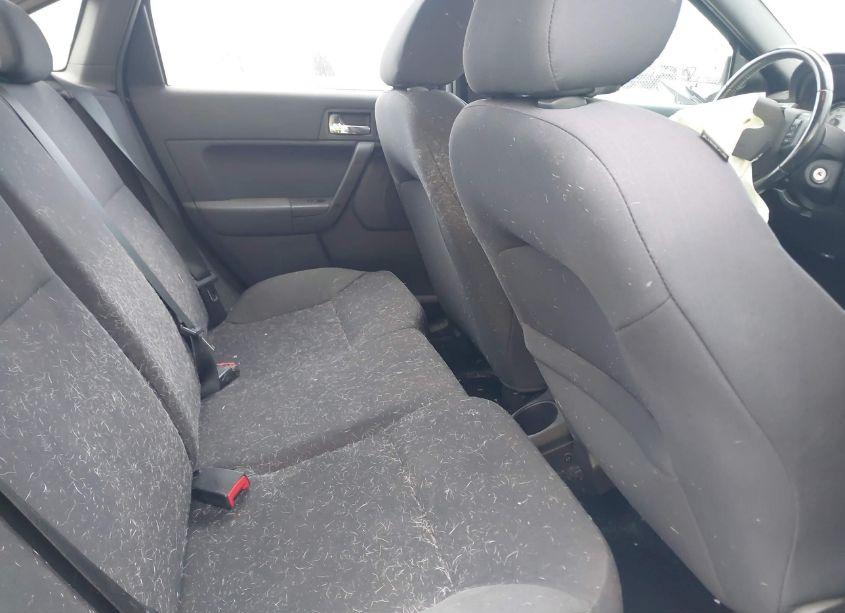 Photo 8 of 2010 Ford Focus SES (VIN 1FAHP3GN9AW291748)