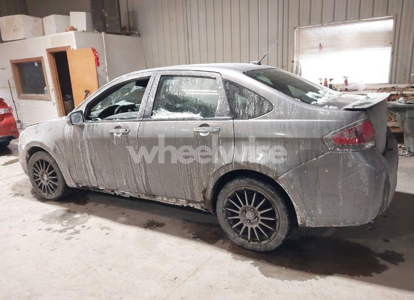 Photo 13 of 2011 Ford Focus SES (VIN 1FAHP3GN9BW194602)