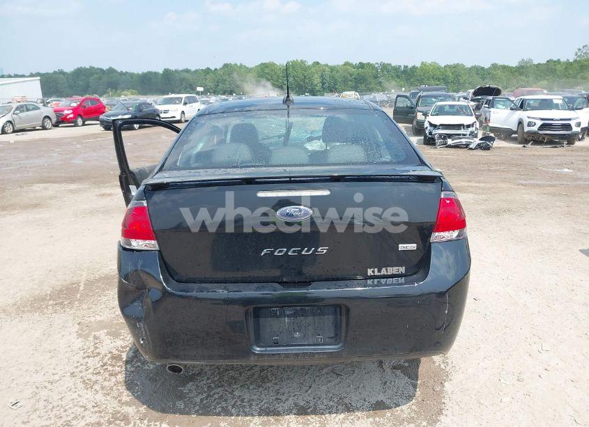 Photo 17 of 2010 Ford Focus SES (VIN 1FAHP3GNXAW277809)