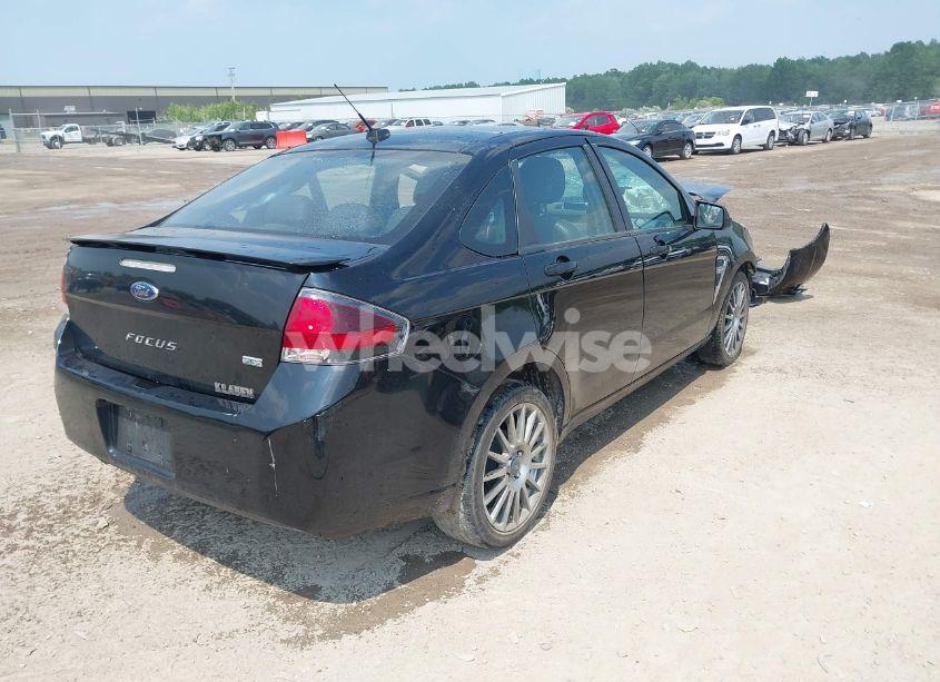 Photo 4 of 2010 Ford Focus SES (VIN 1FAHP3GNXAW277809)
