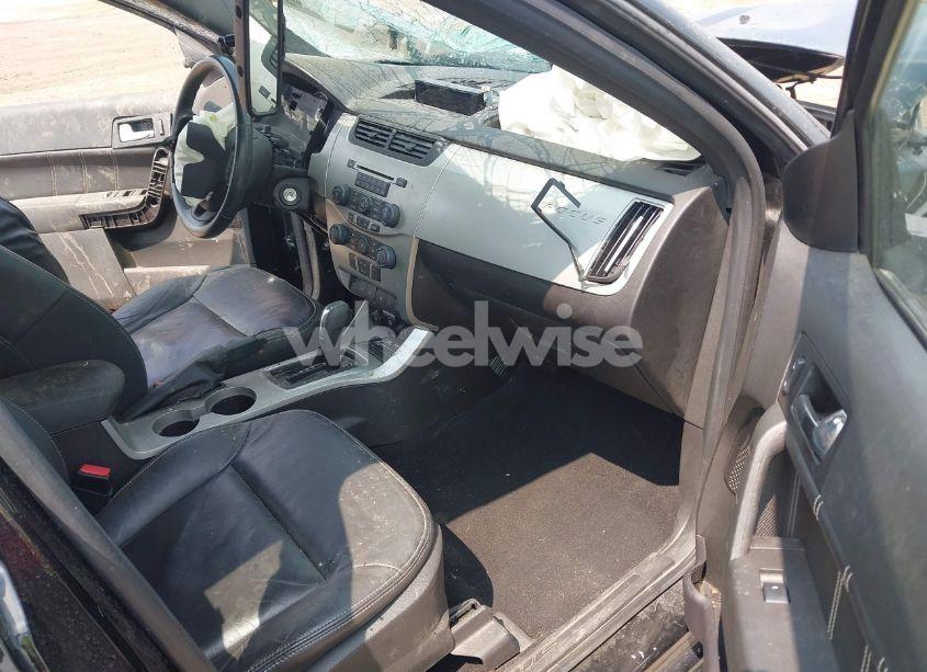 Photo 5 of 2010 Ford Focus SES (VIN 1FAHP3GNXAW277809)