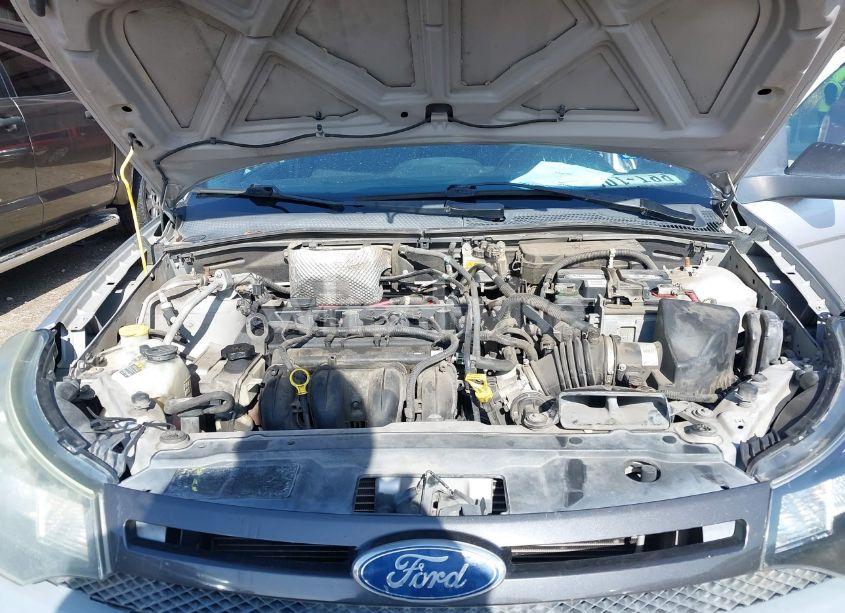 Photo 10 of 2011 Ford Focus SES (VIN 1FAHP3GNXBW136353)