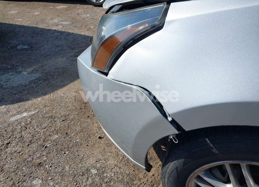 Photo 6 of 2011 Ford Focus SES (VIN 1FAHP3GNXBW136353)