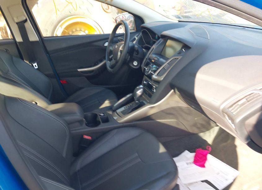 Photo 5 of 2012 Ford Focus SEL (VIN 1FAHP3H20CL102090)