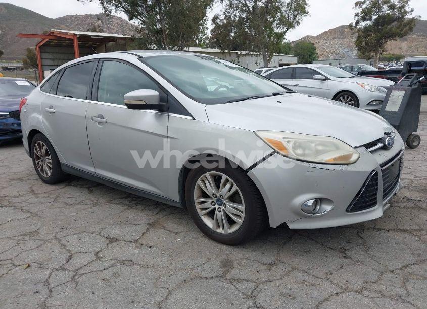 2012 Ford Focus SEL (VIN 1FAHP3H20CL141133) main photo