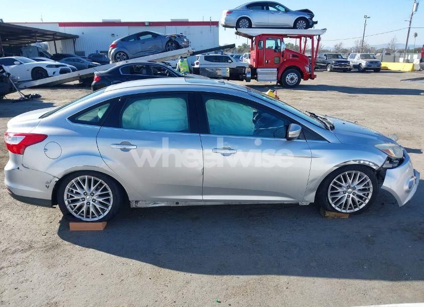 Photo 14 of 2012 Ford Focus SEL (VIN 1FAHP3H20CL184628)
