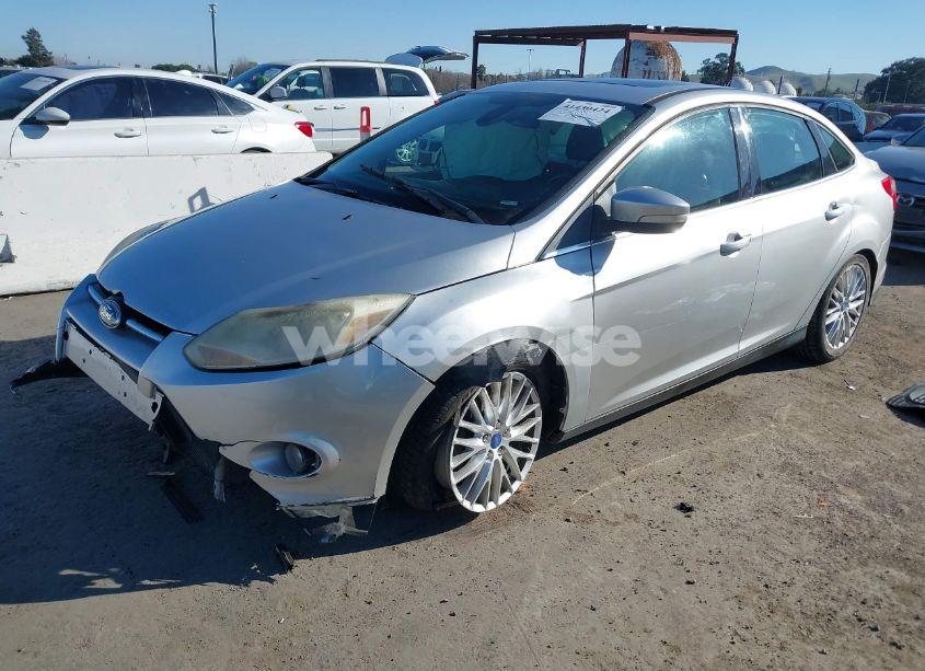 Photo 2 of 2012 Ford Focus SEL (VIN 1FAHP3H20CL184628)