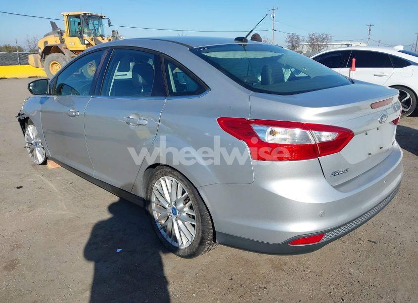 Photo 3 of 2012 Ford Focus SEL (VIN 1FAHP3H20CL184628)