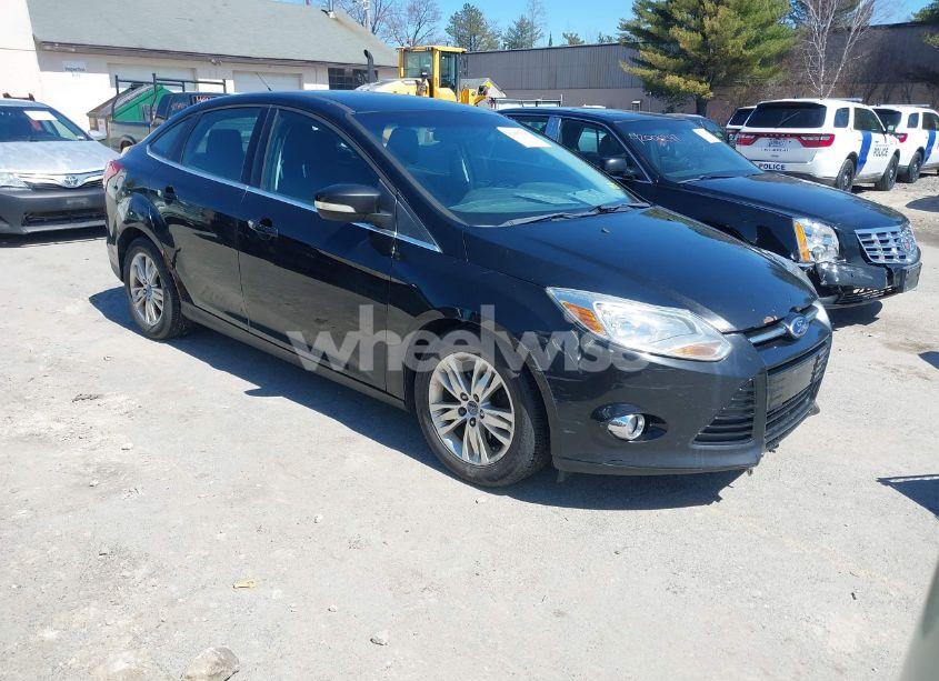 2012 Ford Focus SEL (VIN 1FAHP3H20CL269601) main photo