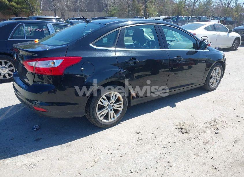 Photo 4 of 2012 Ford Focus SEL (VIN 1FAHP3H20CL269601)